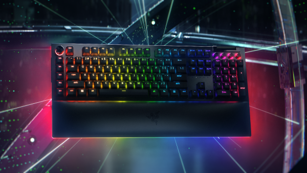 Controllo e immersione senza precedenti con la nuova Razer Blackwidow V4 Pro